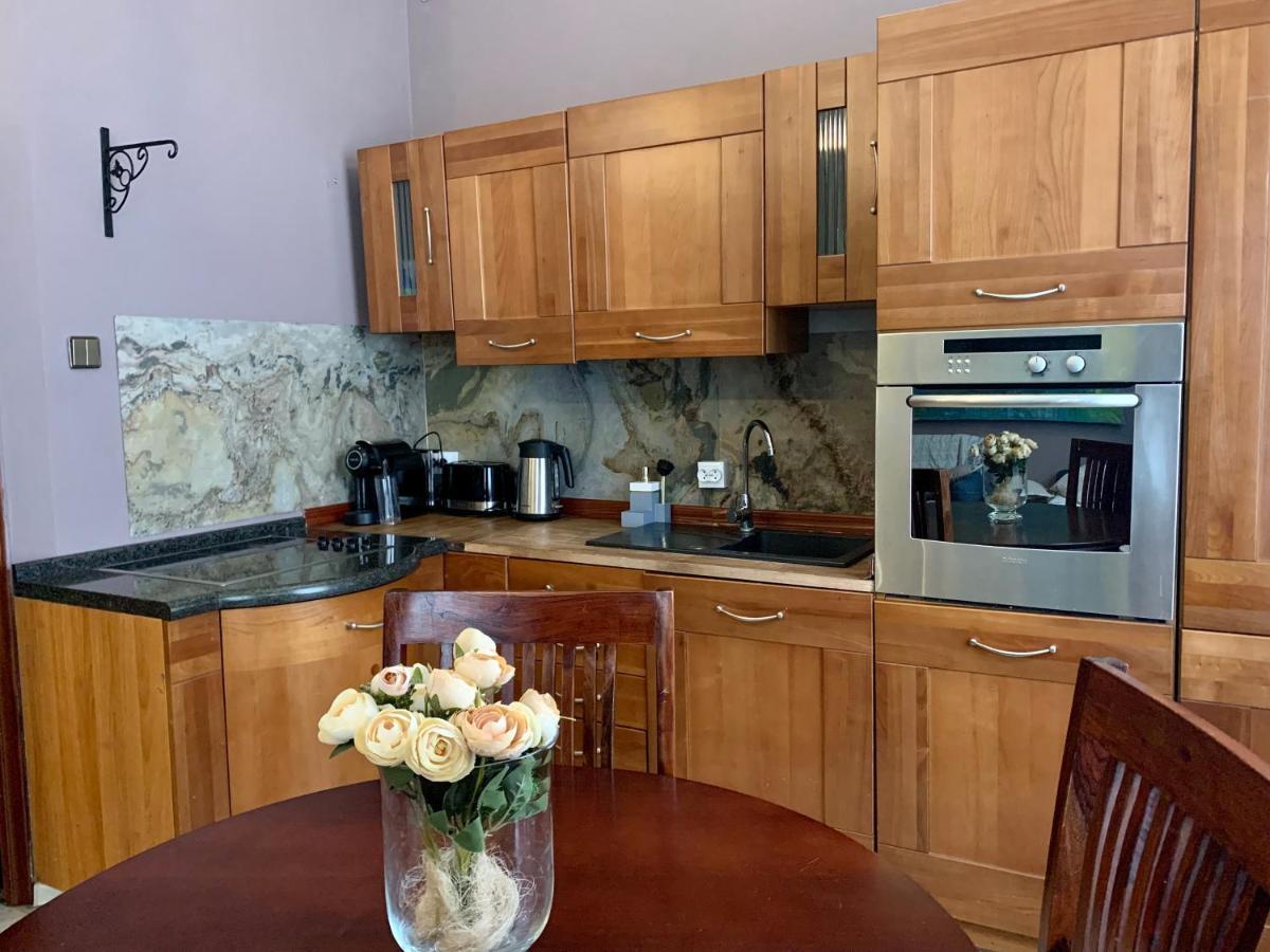 Beautiful And Charming Apartment In The Heart Of The Old Town Varsóvia Exterior foto